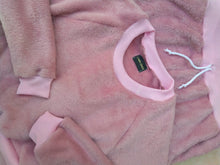 Load image into Gallery viewer, Fluffy Cropped Jumper